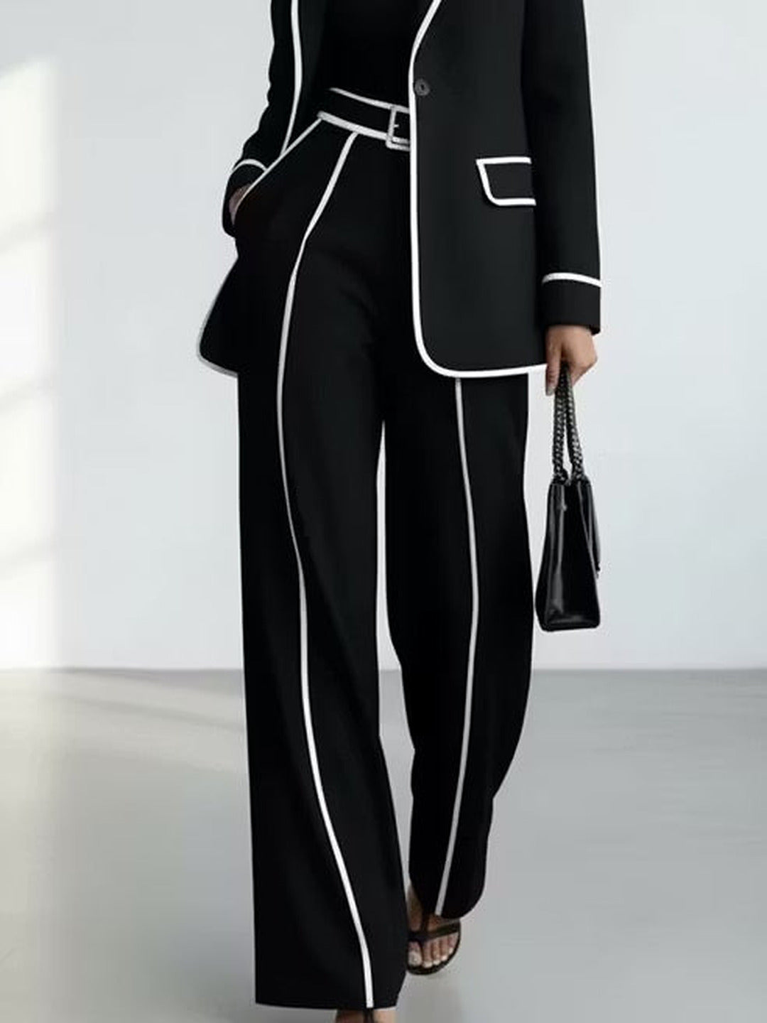 Clementina | Contrast-Trim Blazer Suit