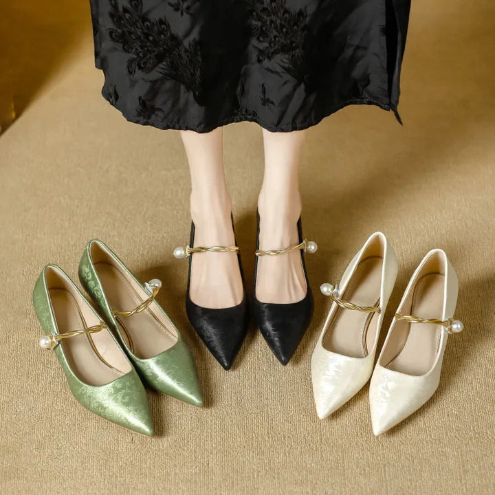 Karsyn | Vintage Pearl Kitten Heels