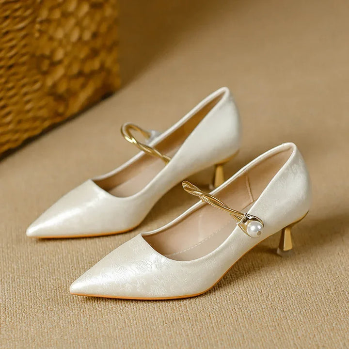 Karsyn | Vintage Pearl Kitten Heels