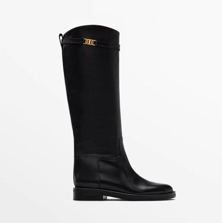 Laiza | Minimalist Block Heel Boots with Chic Buckle Detail