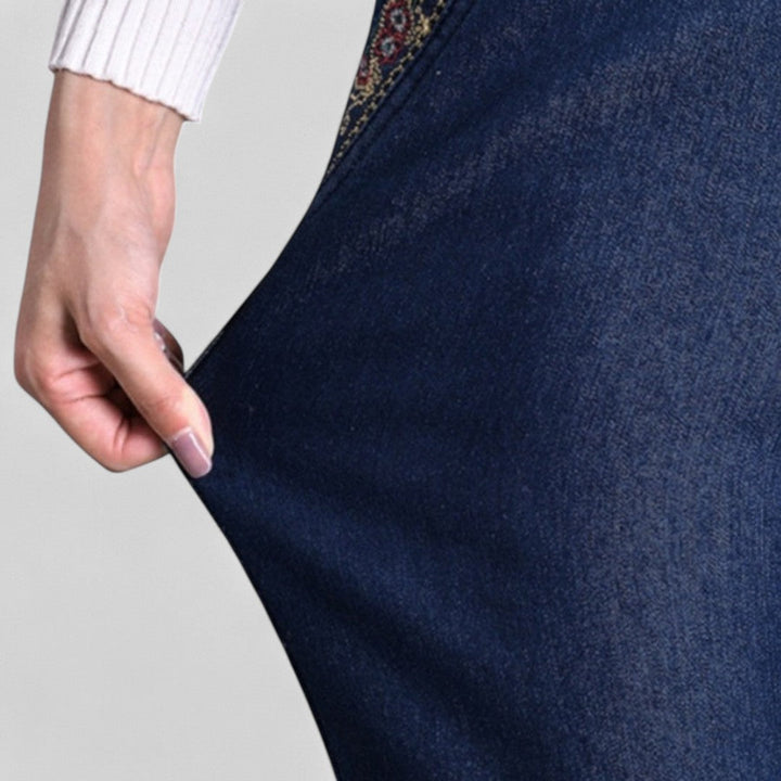 Nerisa | Jeans with Side Pockets and Elastic Waist