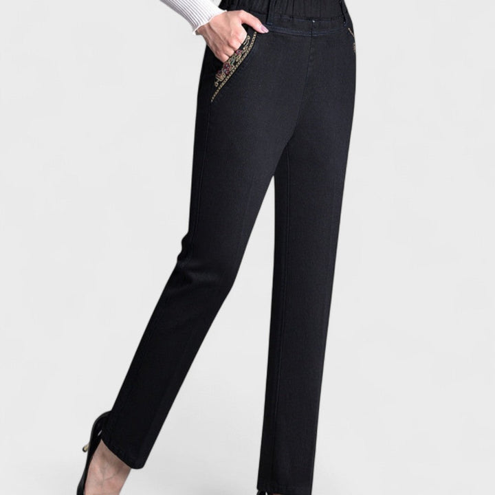 Nerisa | Jeans with Side Pockets and Elastic Waist