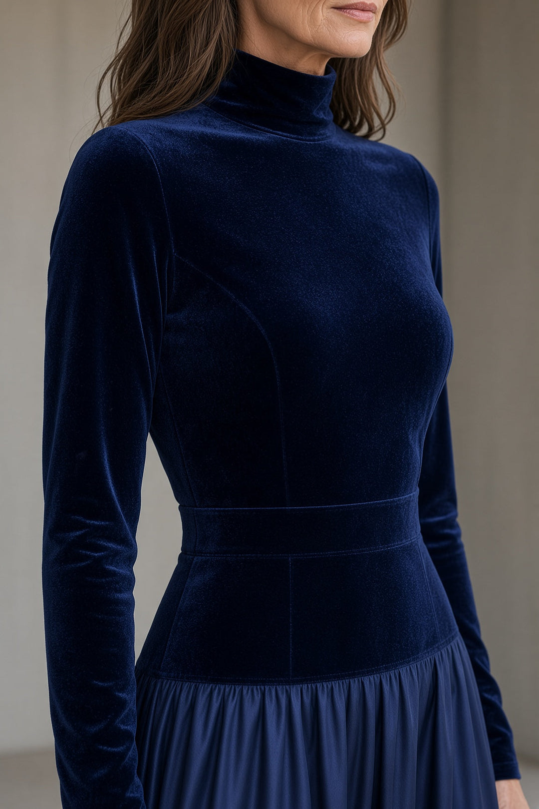 Vivien | High-Neck Velvet Maxi Dress
